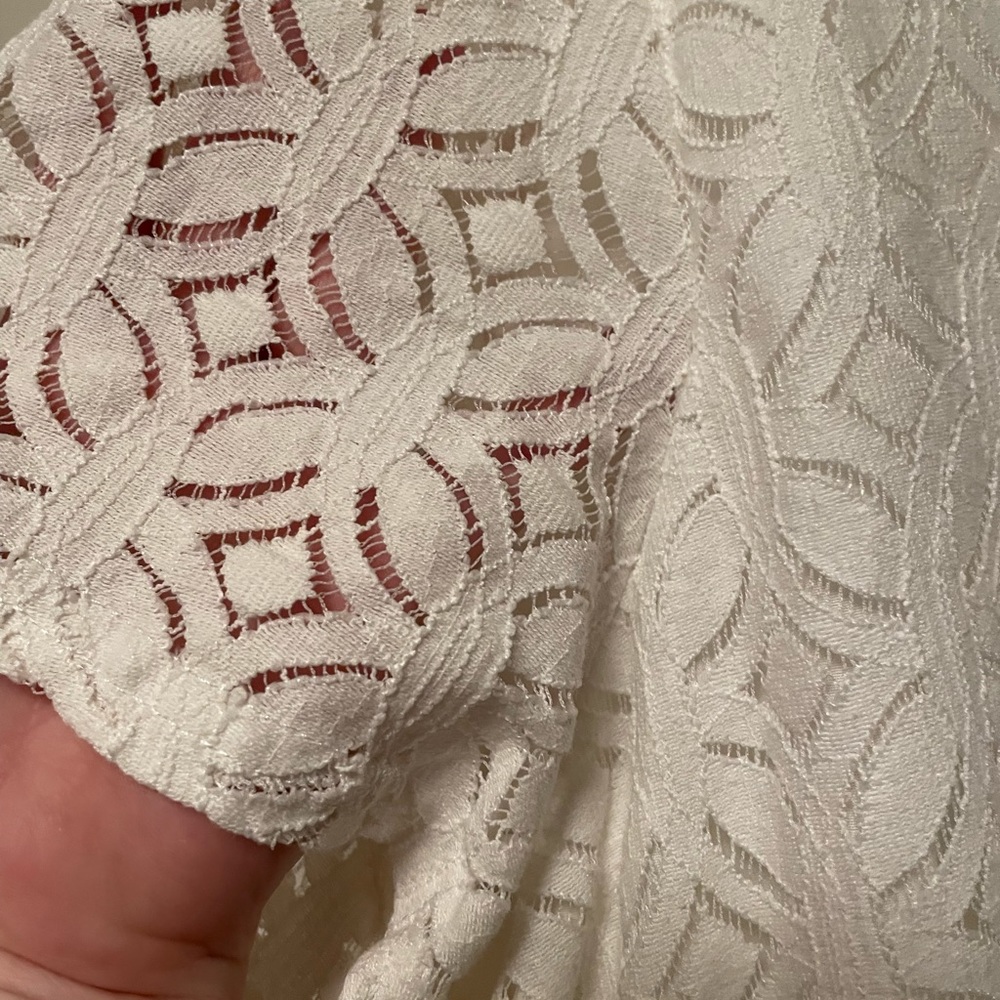 NWOT white short sleeved lace top